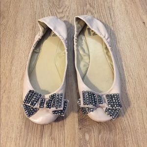 Ballet flat with bow